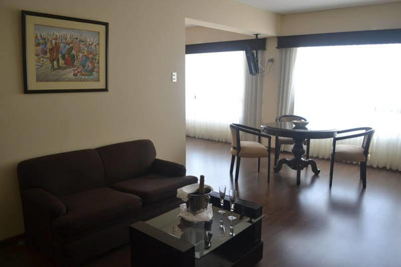 Jose Antonio Executive Hotel 4*